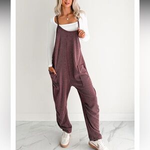 Wasabi + Mint Ribbed Sleeveless Jumpsuit 
Size M